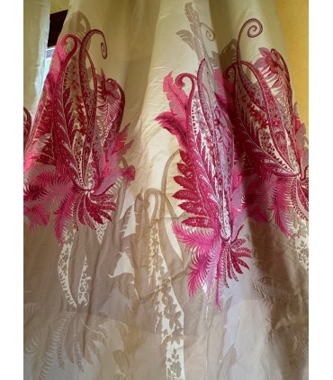 Rideaux doublés à œillets,  après l'exposition